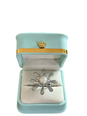 Pearl Radiance Statement Ring