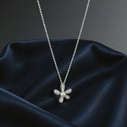 Silver Flowery Snowflake Pendant With Link Chain